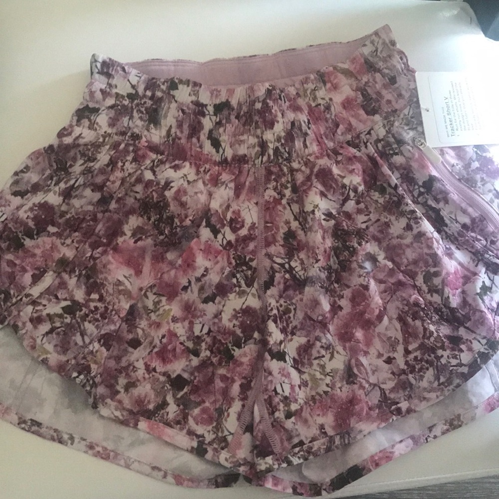 Tracker short V